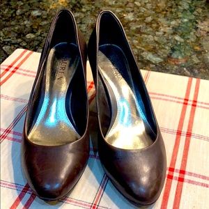 Ralph Lauren brown leather pumps size 8.5